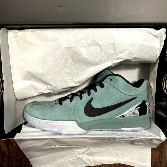 Brand New Nike Kobe 4 Protro “Girl Dad” Mens